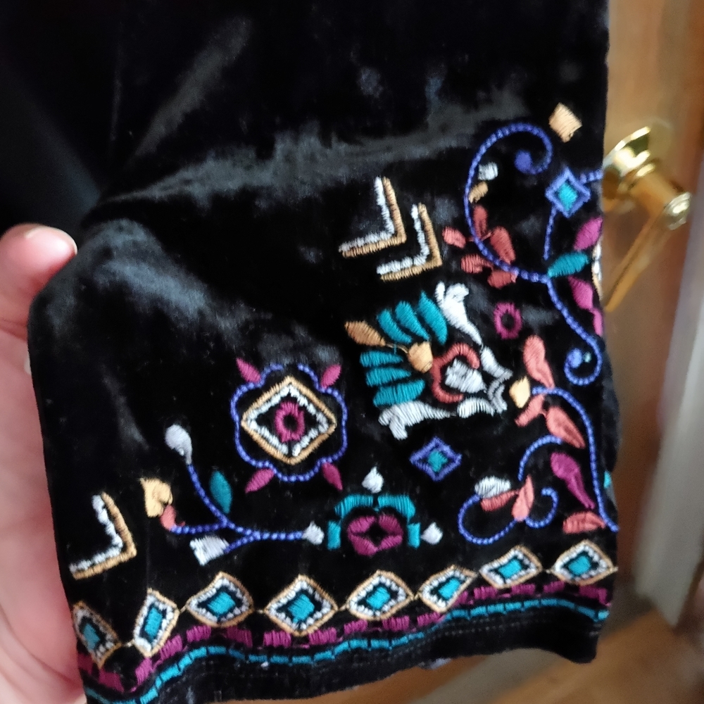 Est. 1946 Jacket - Picture 4 of 8